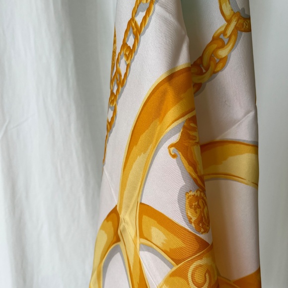 SOLD! CELINE Silk Bandana Scarf β Gold Medallion Chain Print 26β Square β Italy - Picture 12 of 13
